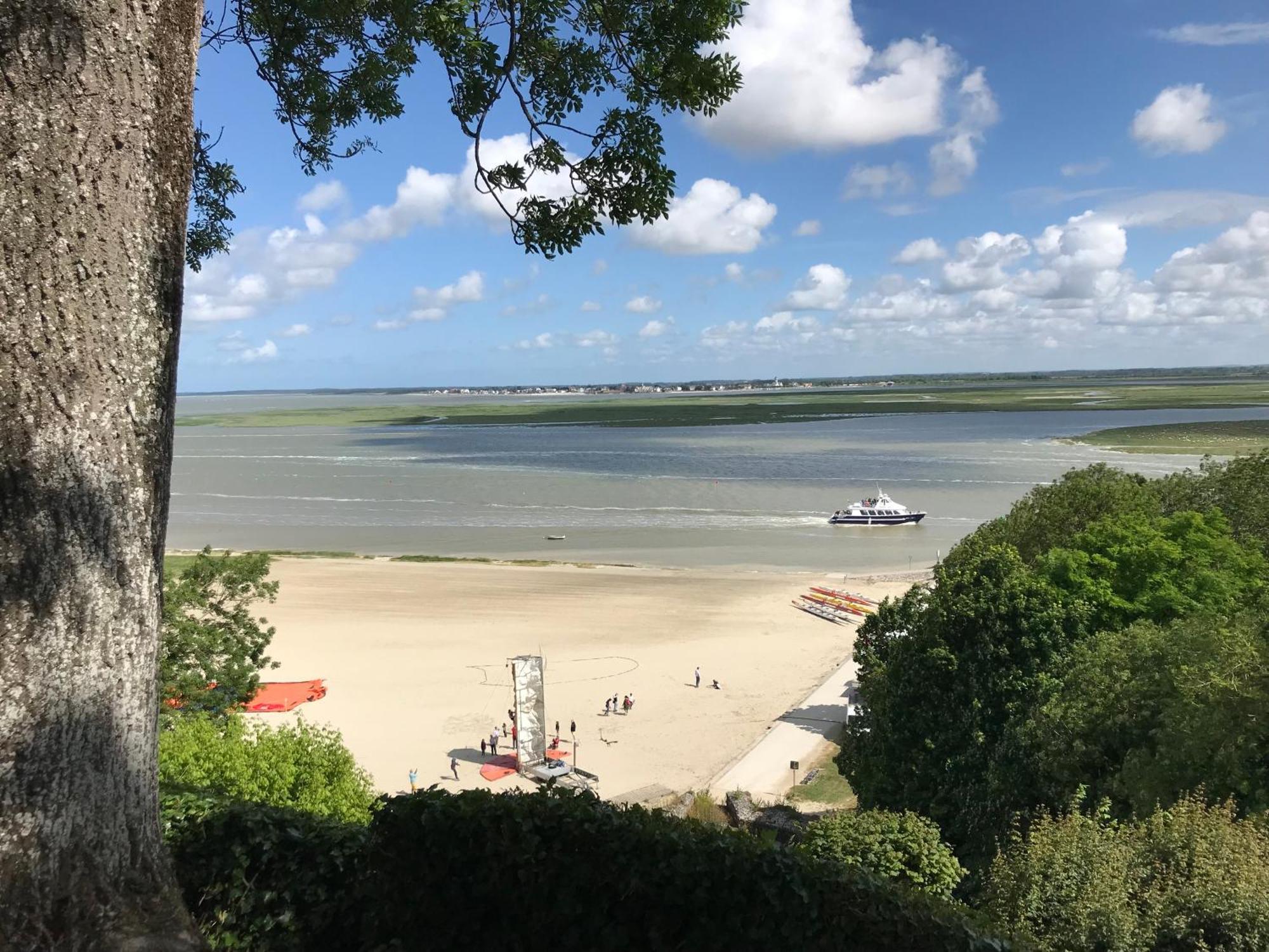 Gites La Baie Des Remparts Meuble Le Hable D'О Экстерьер фото